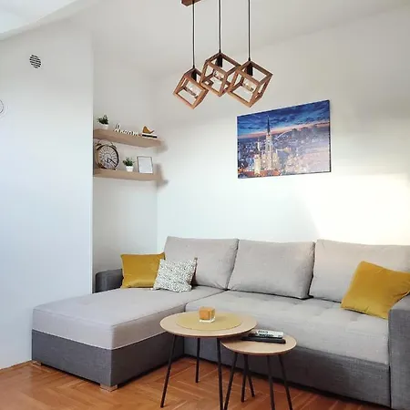 Apartman Ns Dan Private Parking Novi Sad Exterior photo